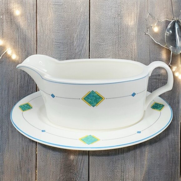 Mikasa Other - MIKASA ULTRA CERAM Gravy Boat With Underplate Gemini Porcelain Sauce Dish Japan